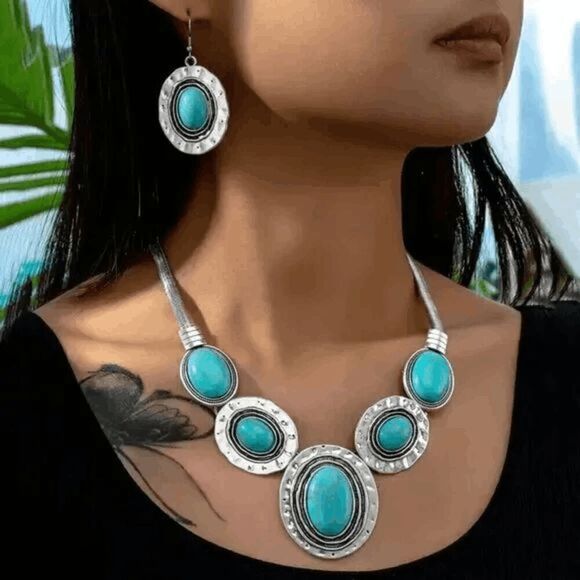 Western Boho Turquoise Silver Necklace and Earring Set - Picture 1 of 11